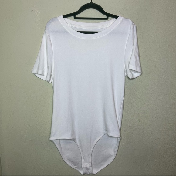 GAP White Modern Bodysuit Top Size Large - Picture 1 of 6